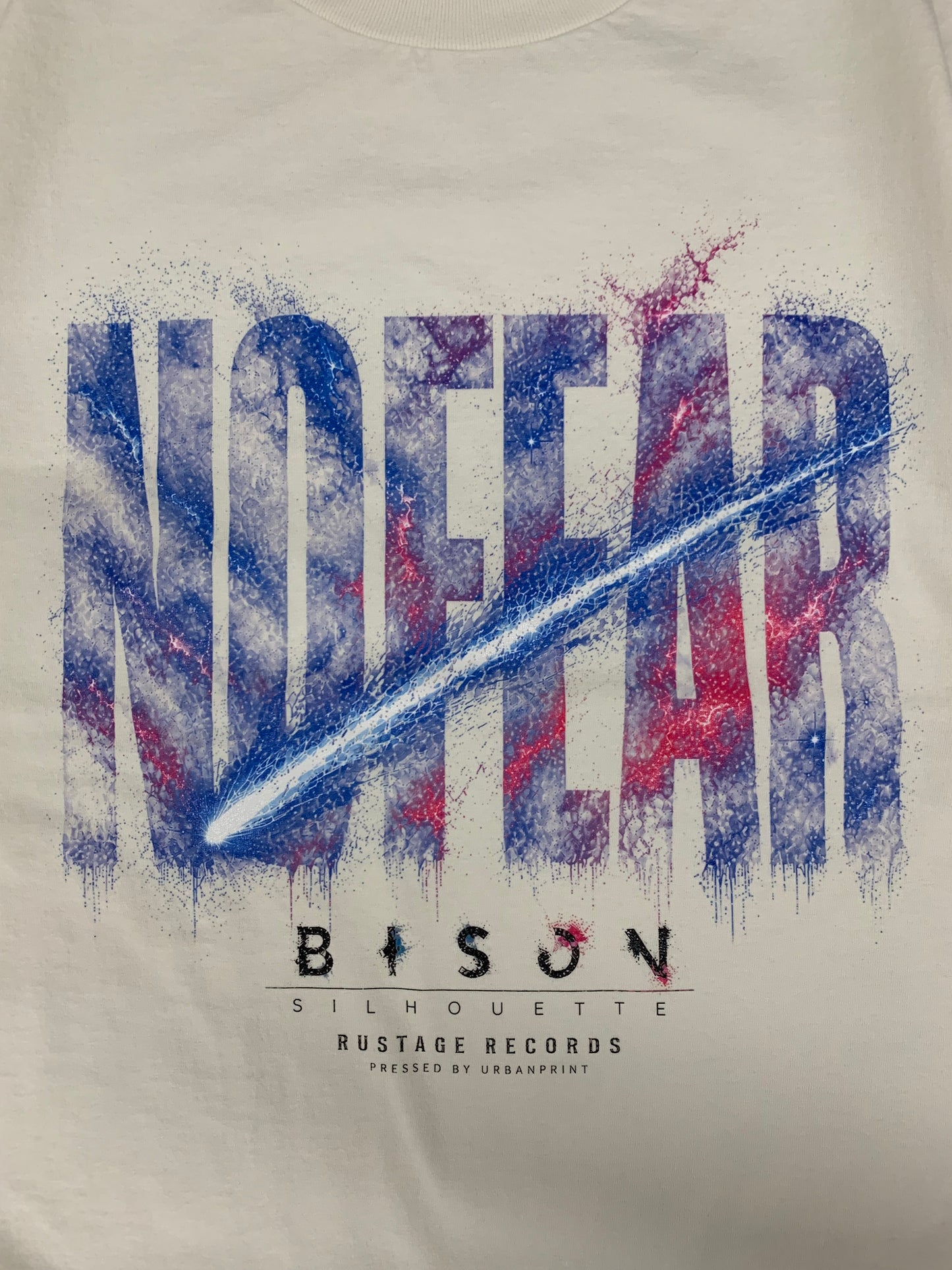 
                  
                    THE BISON SILHOUETTE - NO FEAR -Ivory-
                  
                