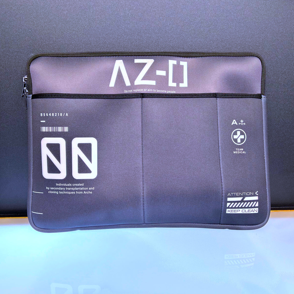 [N/DOLL] LOGO PC CASE – IN THE LOOP