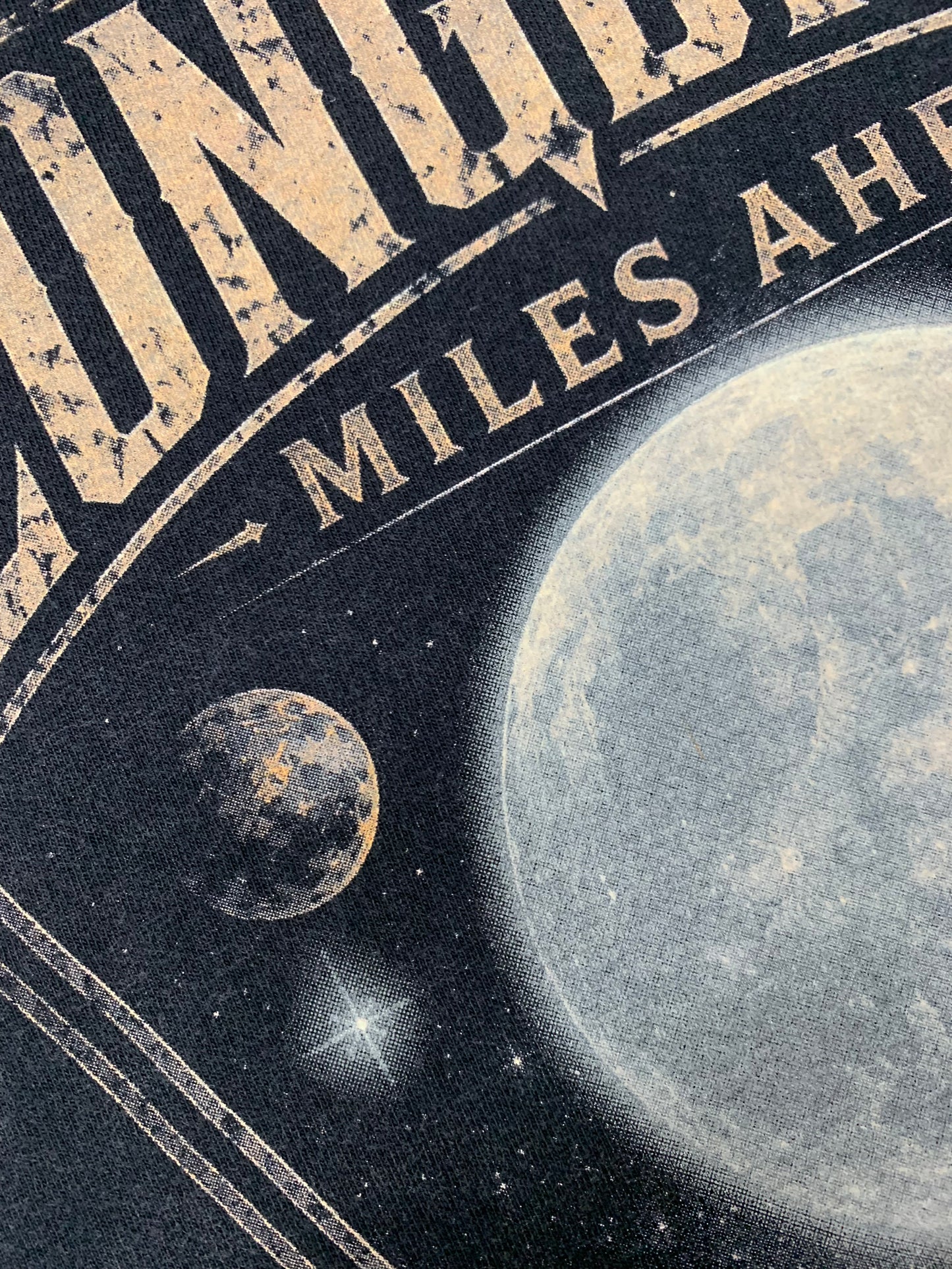 
                  
                    LONGDRIVE — MILES AHEAD
                  
                