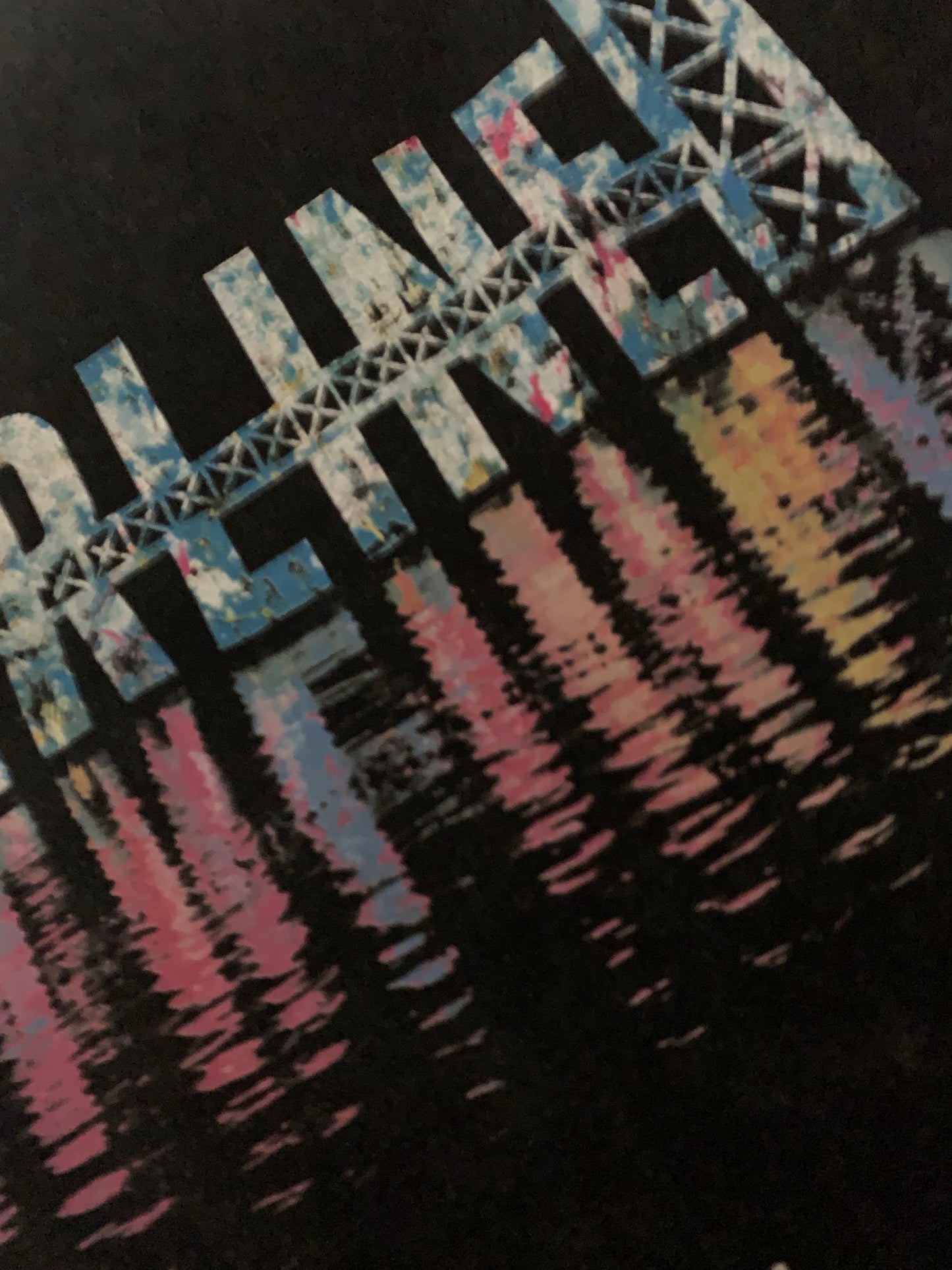 
                  
                    RIVERLINE — REFLECTION -Black-
                  
                